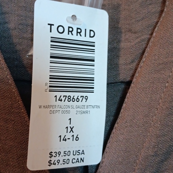 NWT Torrid Sleeveless Top in Size 14-16 - Picture 3 of 6